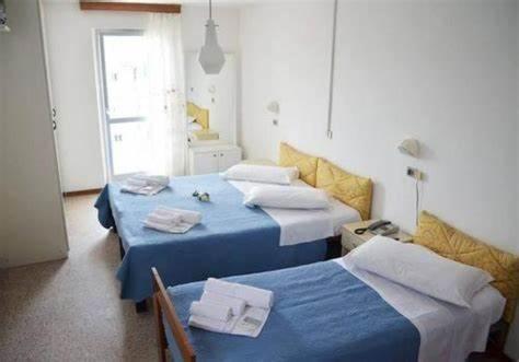 Hotel Riviera Nuova Gestione กัตตอลิกา ภายนอก รูปภาพ