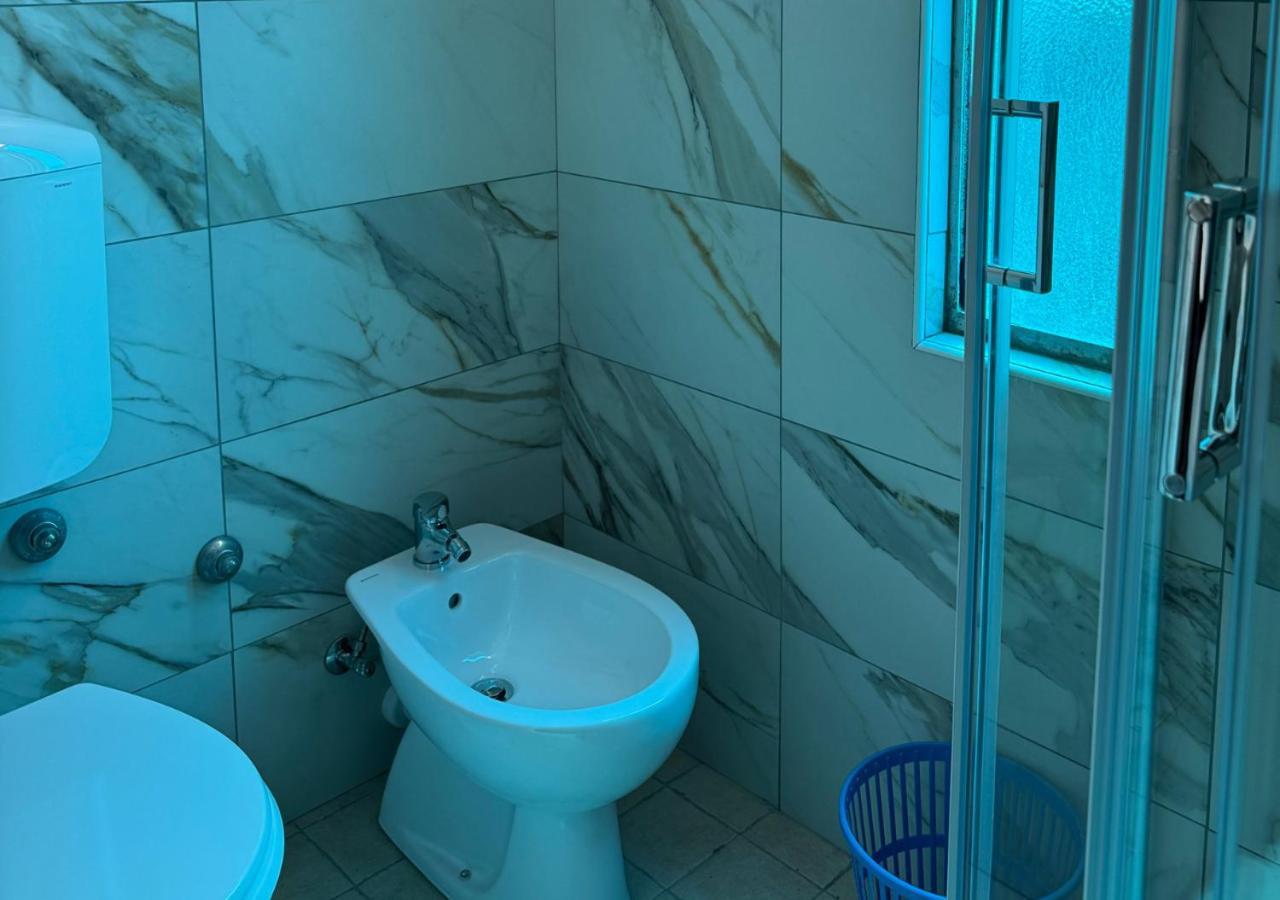 Hotel Riviera Nuova Gestione กัตตอลิกา ภายนอก รูปภาพ
